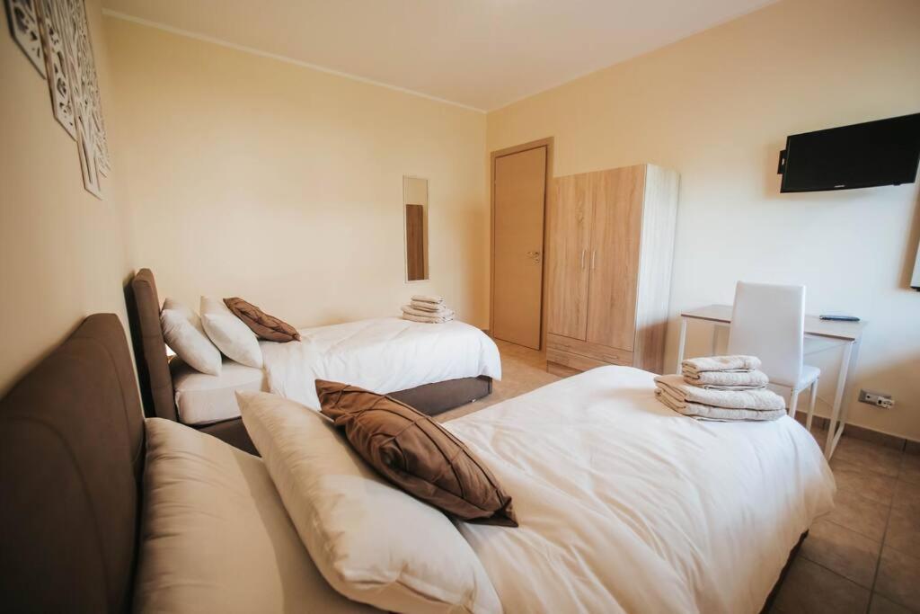 Artemide Apartment Montepaone Lido Zewnętrze zdjęcie