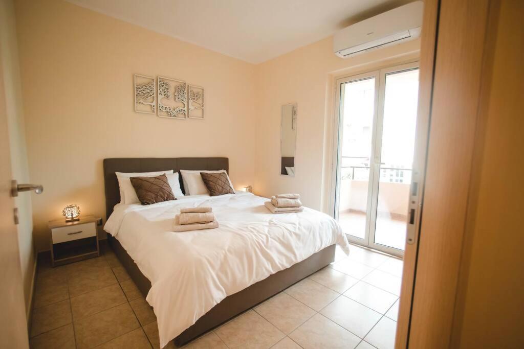 Artemide Apartment Montepaone Lido Zewnętrze zdjęcie